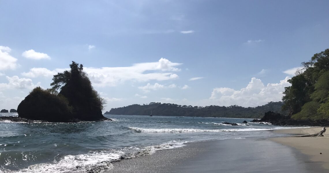 Playa Espadilla Sur