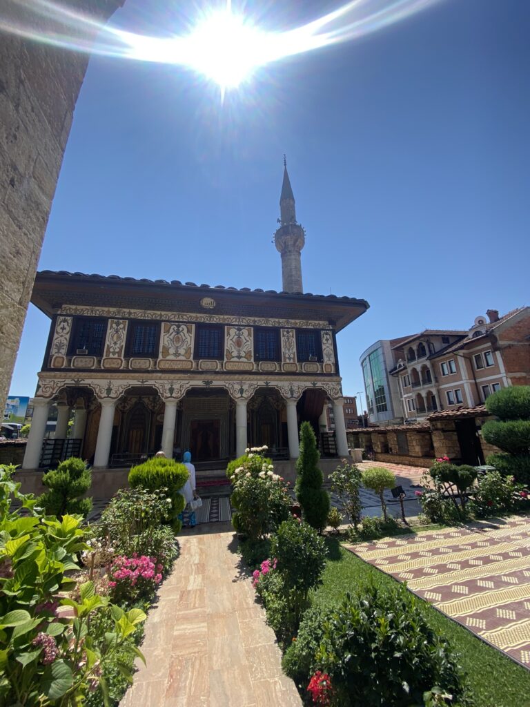 Mesquita Pintada Tetovo (Colorful Mosque ou Šarena Džamija)